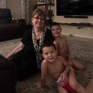 Meet your Posher, Connie